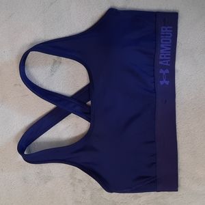 LIKE NEW Women's Under Armour Crossback Sports Bra Medium